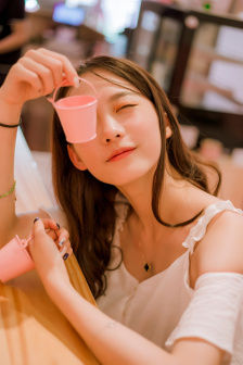 女厕偷偷拍VⅠDEO